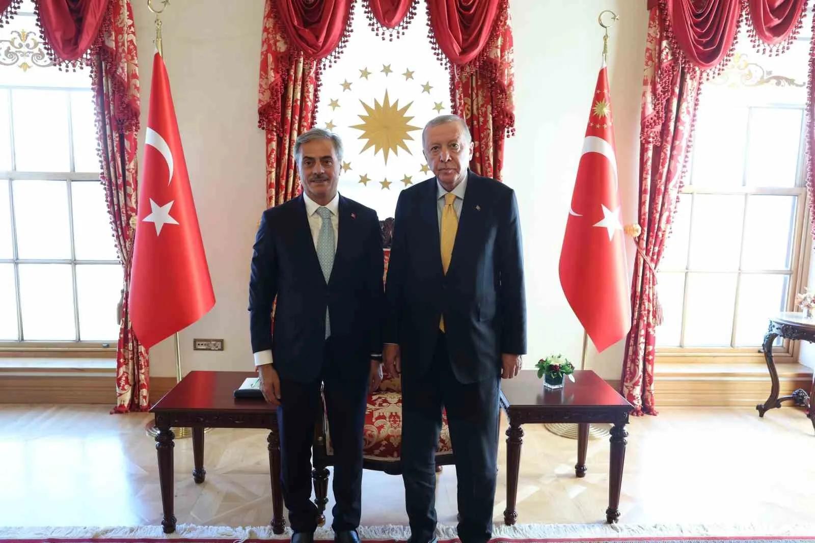 Sakarya Büyükşehir Belediye Başkanı Yusuf Alemdar, İstanbul’da gerçekleştirilen “500.000 Konut