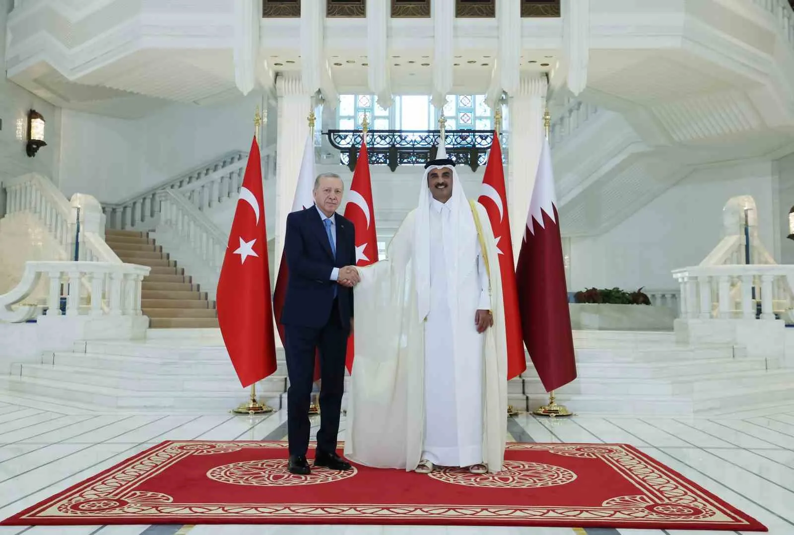 Cumhurbaşkanı Recep Tayyip Erdoğan, Katar’ın başkenti Doha’da Katar Emiri Şeyh