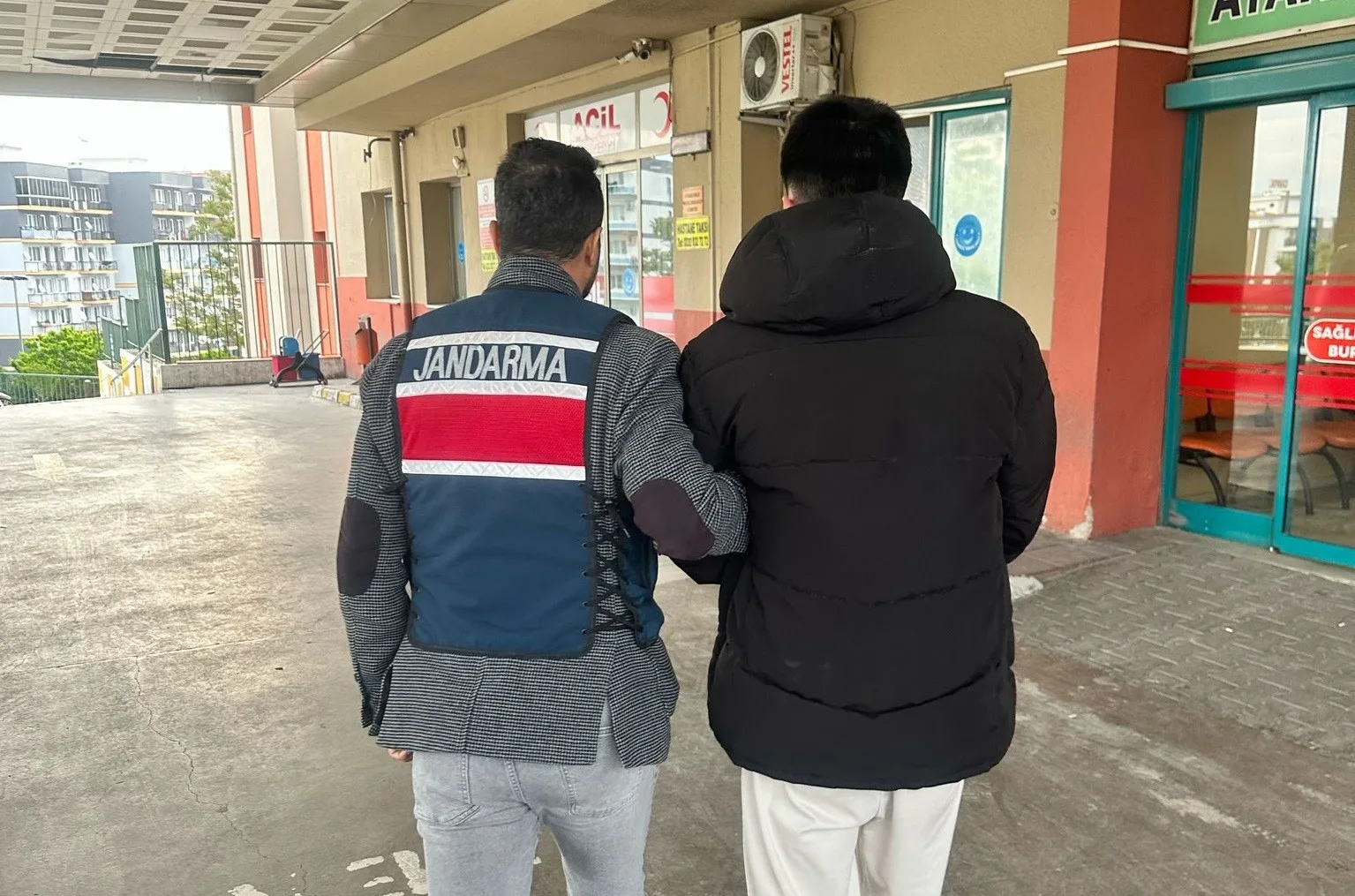 İzmir merkezli 16 ilde DEAŞ’ın finansmanına yönelik gerçekleştirilen eş zamanlı