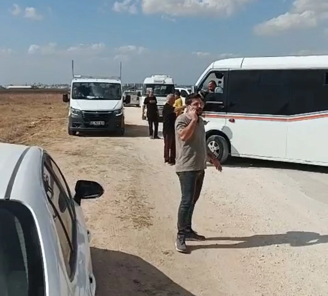 Adana’da TOKİ tarafından yaptırılan konutlara kısa sürede yerleşen depremzedeler, belediye