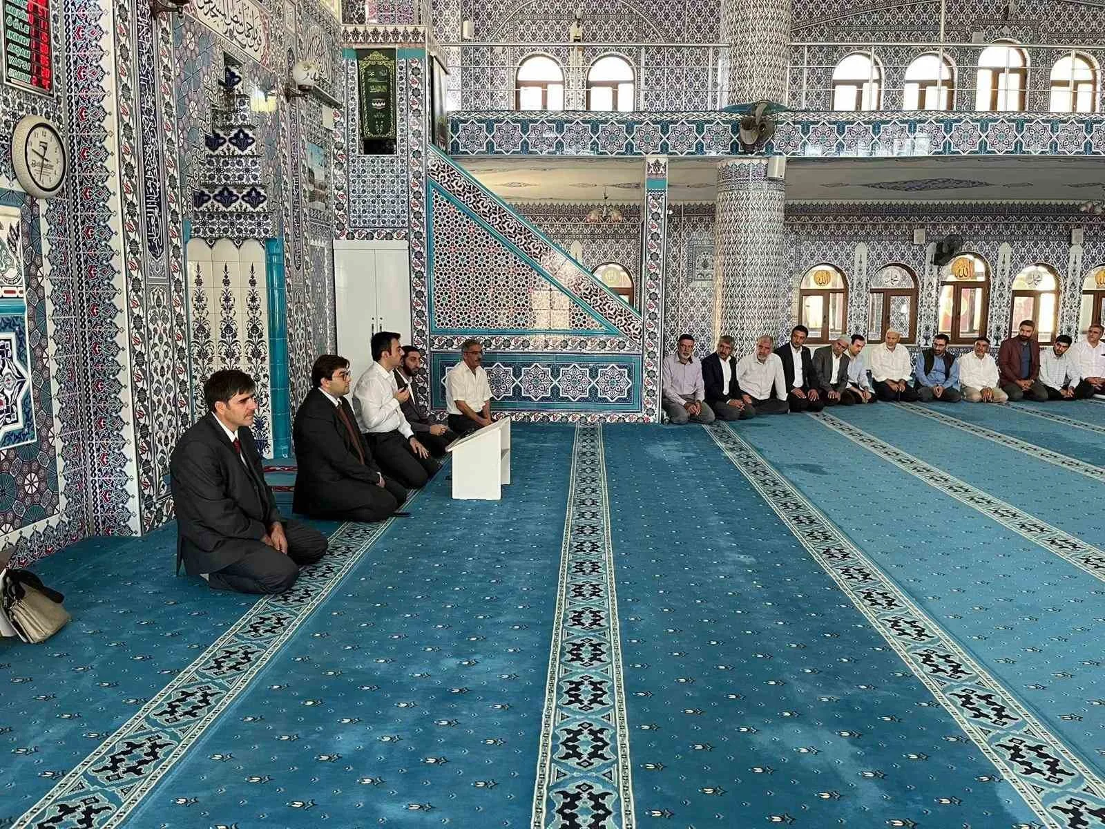 Diyarbakır’ın Dicle ilçesinde Cami ve Din Görevlileri Haftası kutlandı. Her