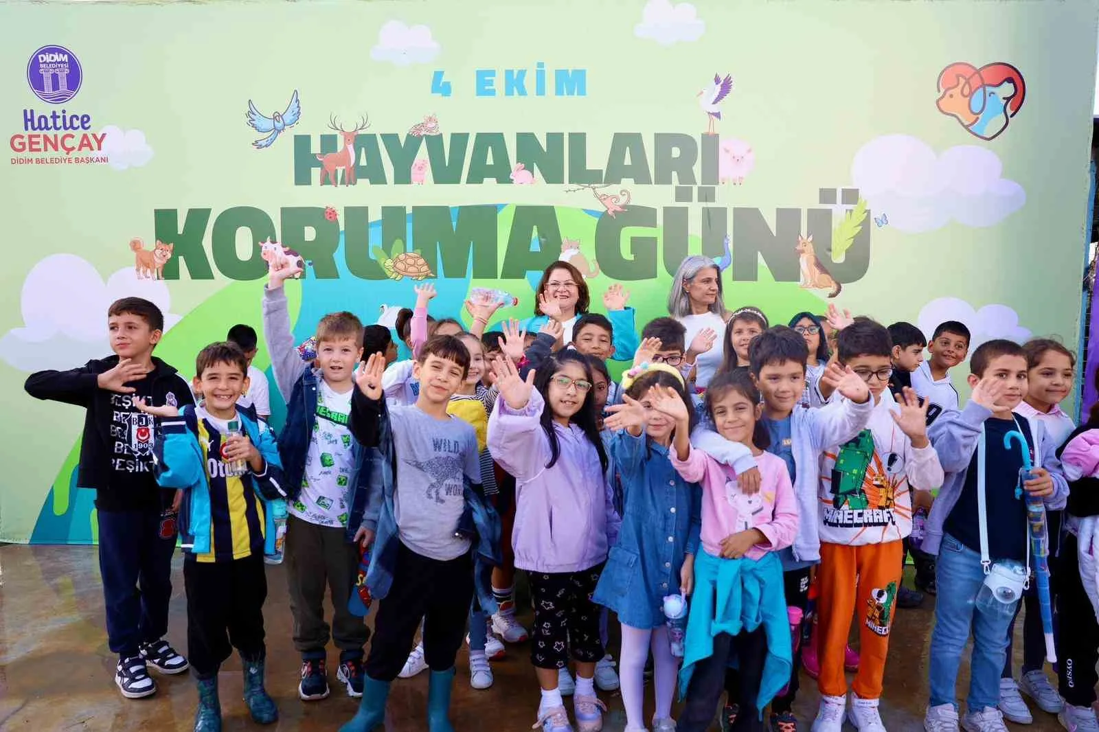 Didim Belediyesi, Dünya Hayvanları Koruma Günü’nde düzenlediği etkinliklerle hem çevre