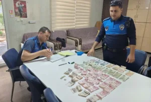 Mersin’de 32 yaşındaki kadın, esnaf ve kahvehaneleri dolaşarak para toplarken