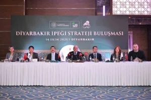 Güneydoğu Anadolu Projesi (GAP) İdaresi Başkanlığı tarafından düzenlenen Diyarbakır İpeği