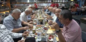 Diyarbakır’ın Kayapınar ilçesinde 45 yıl önce vatani görevini yapan silah