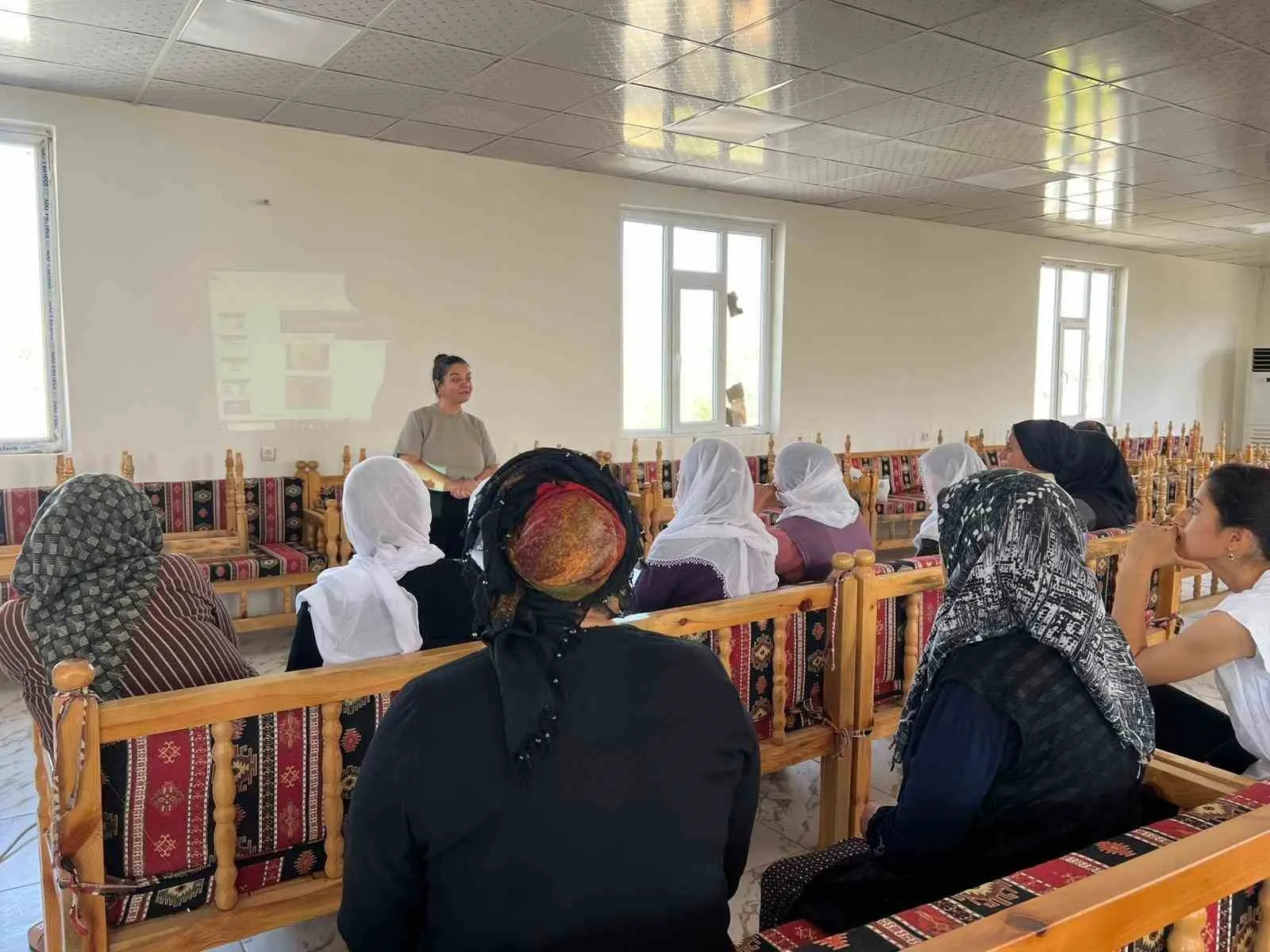 Diyarbakır Büyükşehir Belediyesi, Meme Kanseri Farkındalık Ayı kapsamında Lice ilçesi