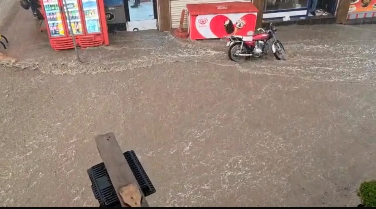 Diyarbakır’ın Çermik ve Ergani ilçesinde etkili olan sağanak yağış nedeniyle