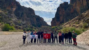 Elazığ Dağcılık ve Arama Kurtarma Spor Kulübü (ELDAK), sonbaharla birlikte