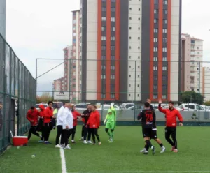 Kayseri Şeker Mustafa Kılıç Süper Amatör Küme lideri Döğerspor; ligin
