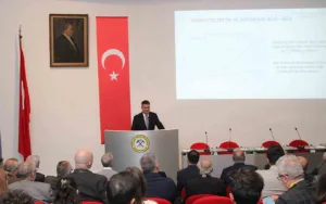 İstanbul Teknik Üniversitesi Maden Fakültesi’nin ev sahipliğinde düzenlenen 4’üncü Sektör-Akademisyen-Öğrenci