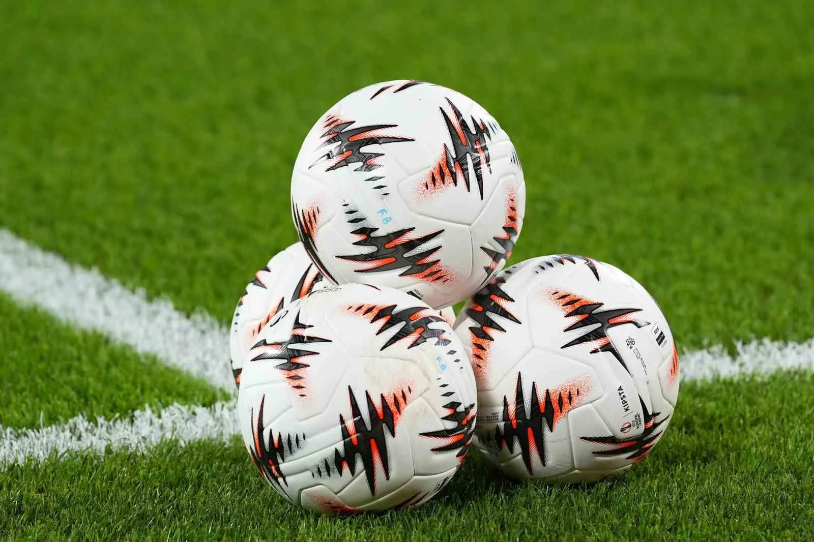 Fenerbahçe Teknik Direktörü Domenico Tedesco, ligde son oynanan Fatih Karagümrük