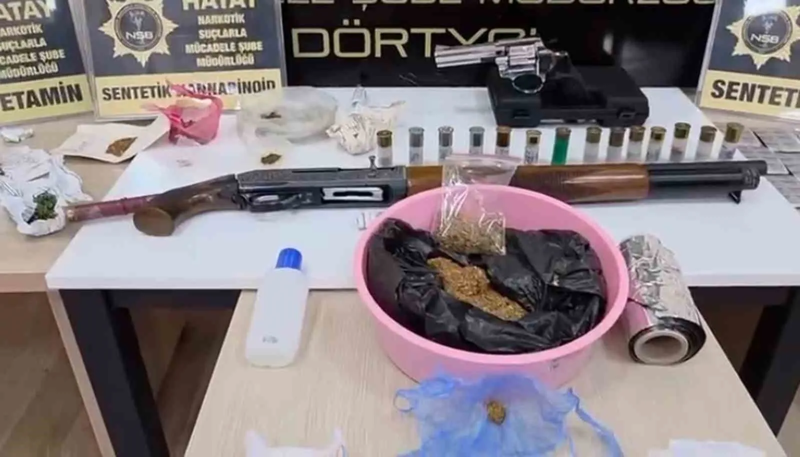 Hatay’ın Dörtyol ilçesinde Cumhuriyet Başsavcılığı koordinesinde uyuşturucu madde ticareti yapan
