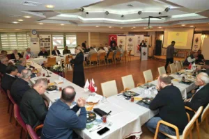 DÜZCE(İHA) – DTSO Yönetim kurulu Başkanı Erdoğan Bıyık, toplu meslek