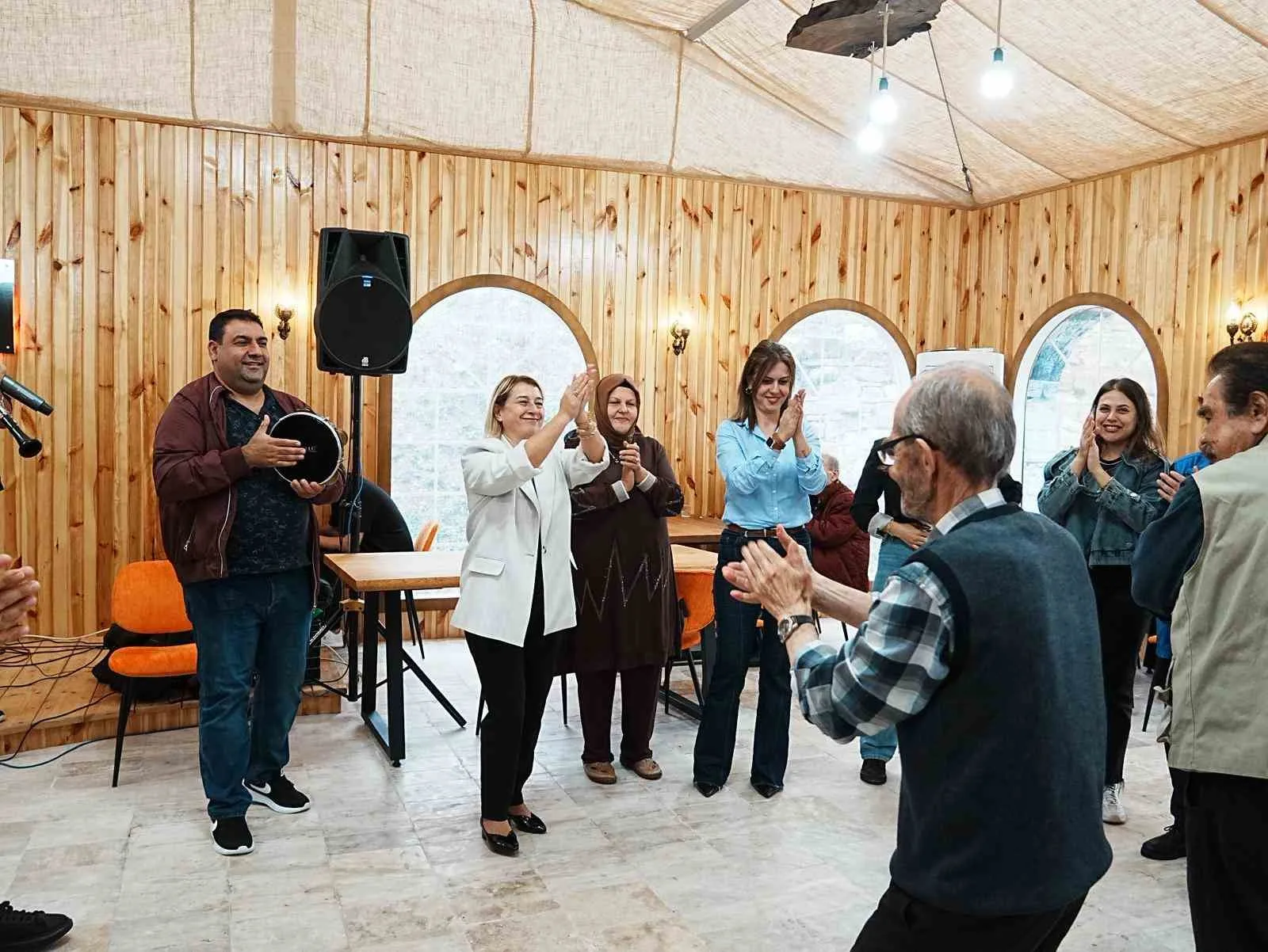 Düzce Belediyesi, 1 Ekim Dünya Yaşlılar Günü dolayısıyla Muharrem Sancaklı