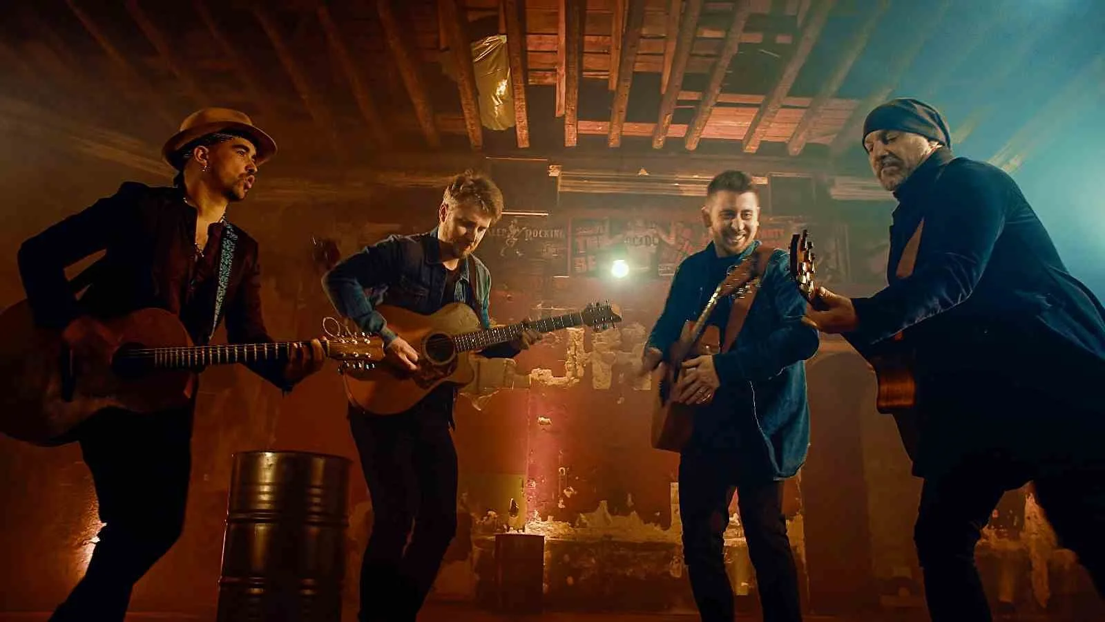 Klasik gitar yorumlarıyla tanınan dünyaca ünlü İtalyan gitar dörtlüsü “40