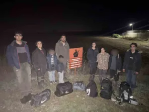 Edirne’nin Uzunköprü ilçesinde aralarında İran, Fas ve Suriye uyrukluların bulunduğu