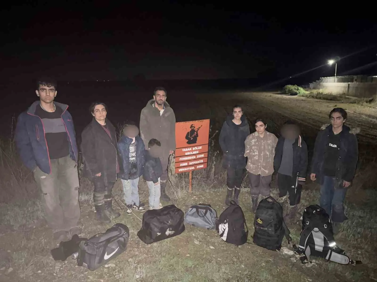 Edirne’nin Uzunköprü ilçesinde aralarında İran, Fas ve Suriye uyrukluların bulunduğu