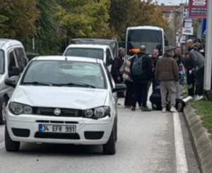 Edirne’de yaya geçidinden yolun karşısına geçmeye çalışan kadın, otomobil çarpması
