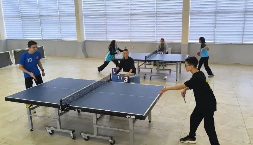 Balıkesir’in Edremit ilçesinde, 29 Ekim Cumhuriyet Bayramı kutlamaları kapsamında lise