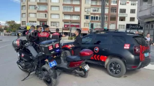 Aksaray’da ehliyeti olmayan arkadaşına verdiği motosikletle polise yakalanan genç, ceza