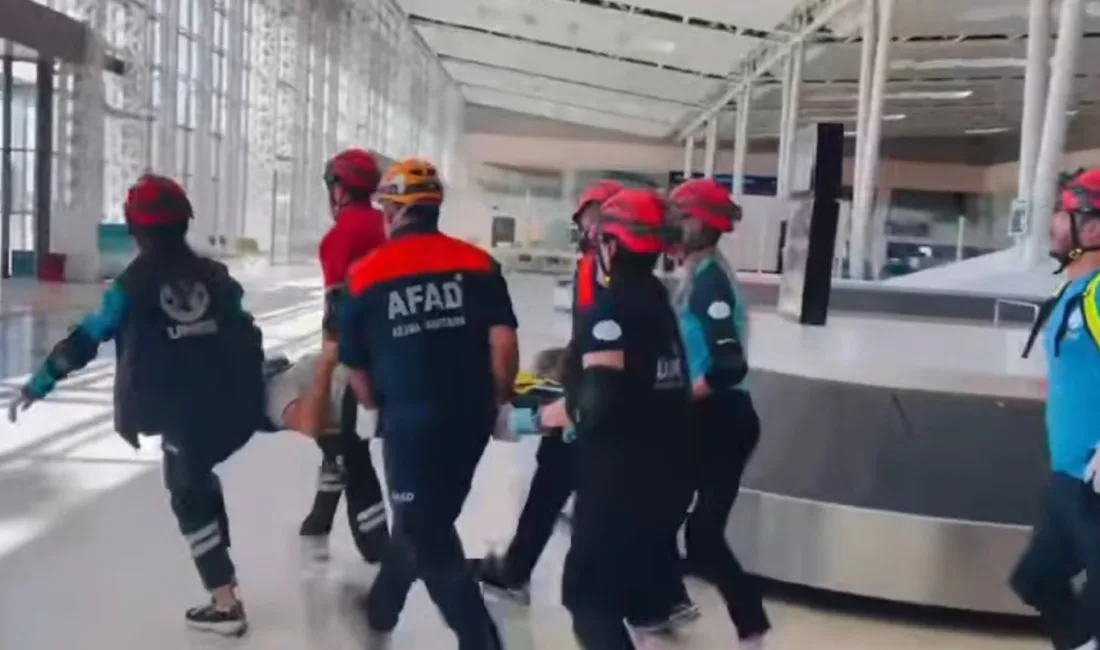 Elazığ AFAD İl Müdürlüğü tarafından Elazığ Havalimanı personeline afet farkındalık