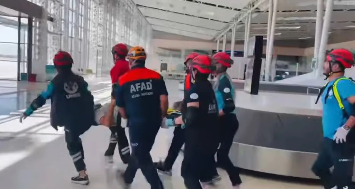 Elazığ AFAD İl Müdürlüğü tarafından Elazığ Havalimanı personeline afet farkındalık