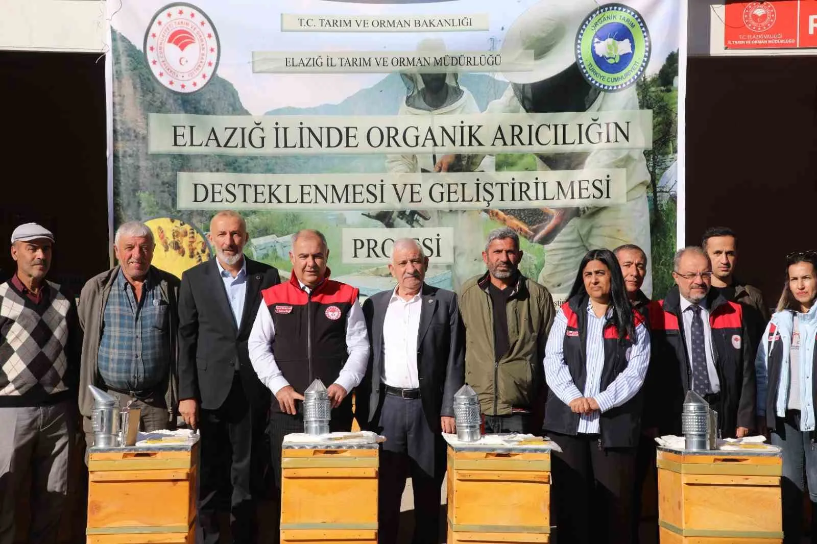 Elazığ’da hayata geçirilen ‘Organik Arıcılığın Desteklenmesi ve Geliştirilmesi’ Projesi çerçevesinde