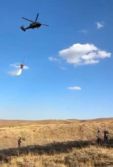 Elazığ’ın Karakoçan ilçesinde ikinci kez çıkan kırsal alan yangını, ekiplerin