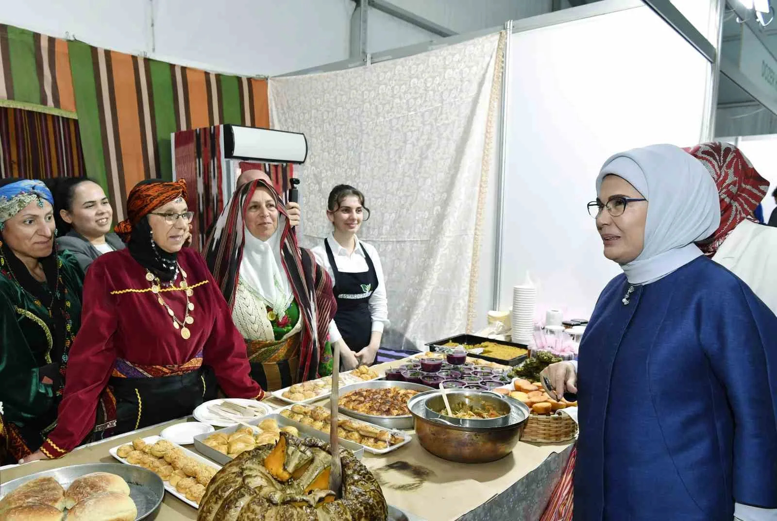 Cumhurbaşkanı Recep Tayyip Erdoğan’ın eşi Emine Erdoğan, Rize’de düzenlenen “5.