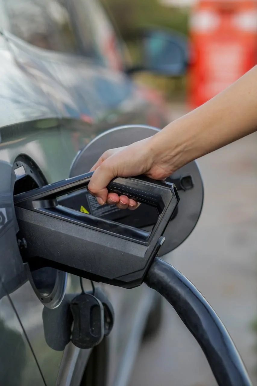 EN YAKIT, yeni nesil teknolojiler ve kapsama alanıyla elektrikli araç