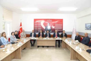 Sivas Milli Eğitim Müdürü Fatih Erdoğan, Divriği’deki okul müdürleri ile