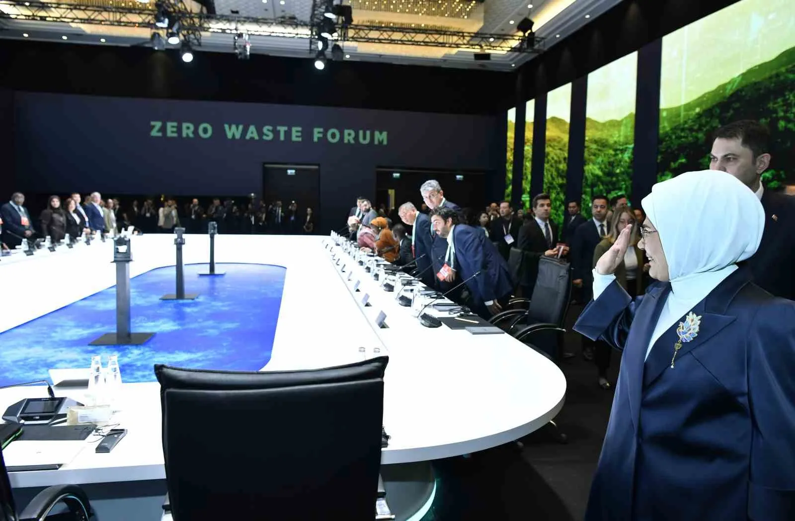 Cumhurbaşkanı Recep Tayyip Erdoğan’ın eşi ve Sıfır Atık Vakfı Onursal