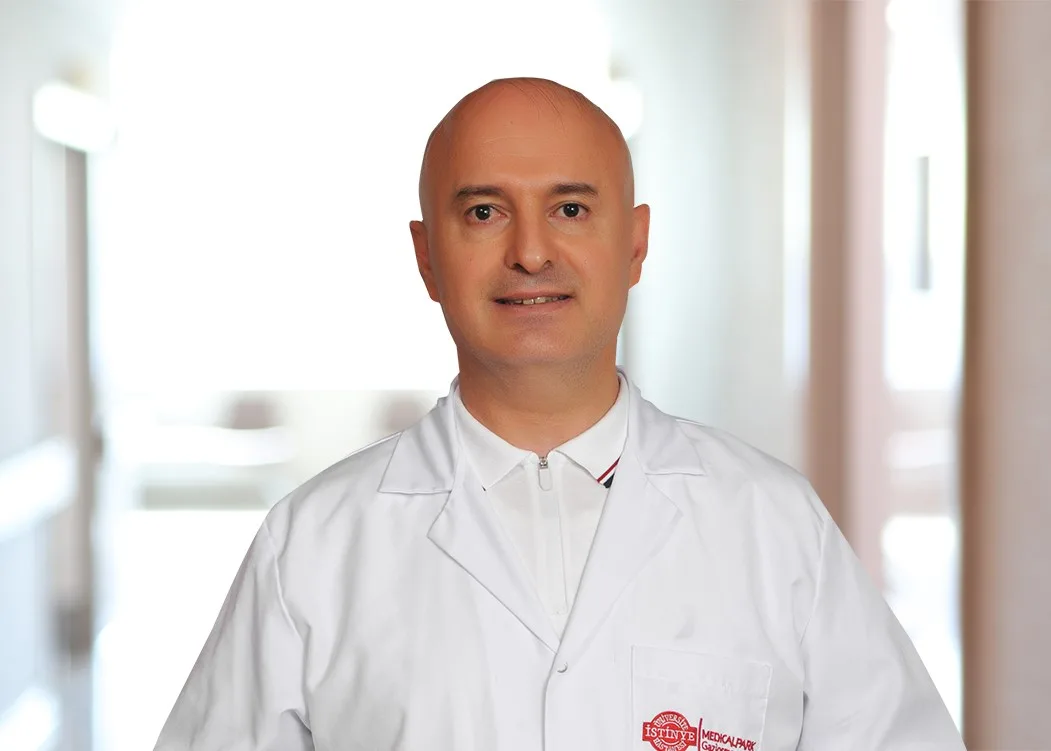 Meme kanserinin yalnızca kadınlarda değil, erkeklerde de görülebileceğine dikkat çeken
