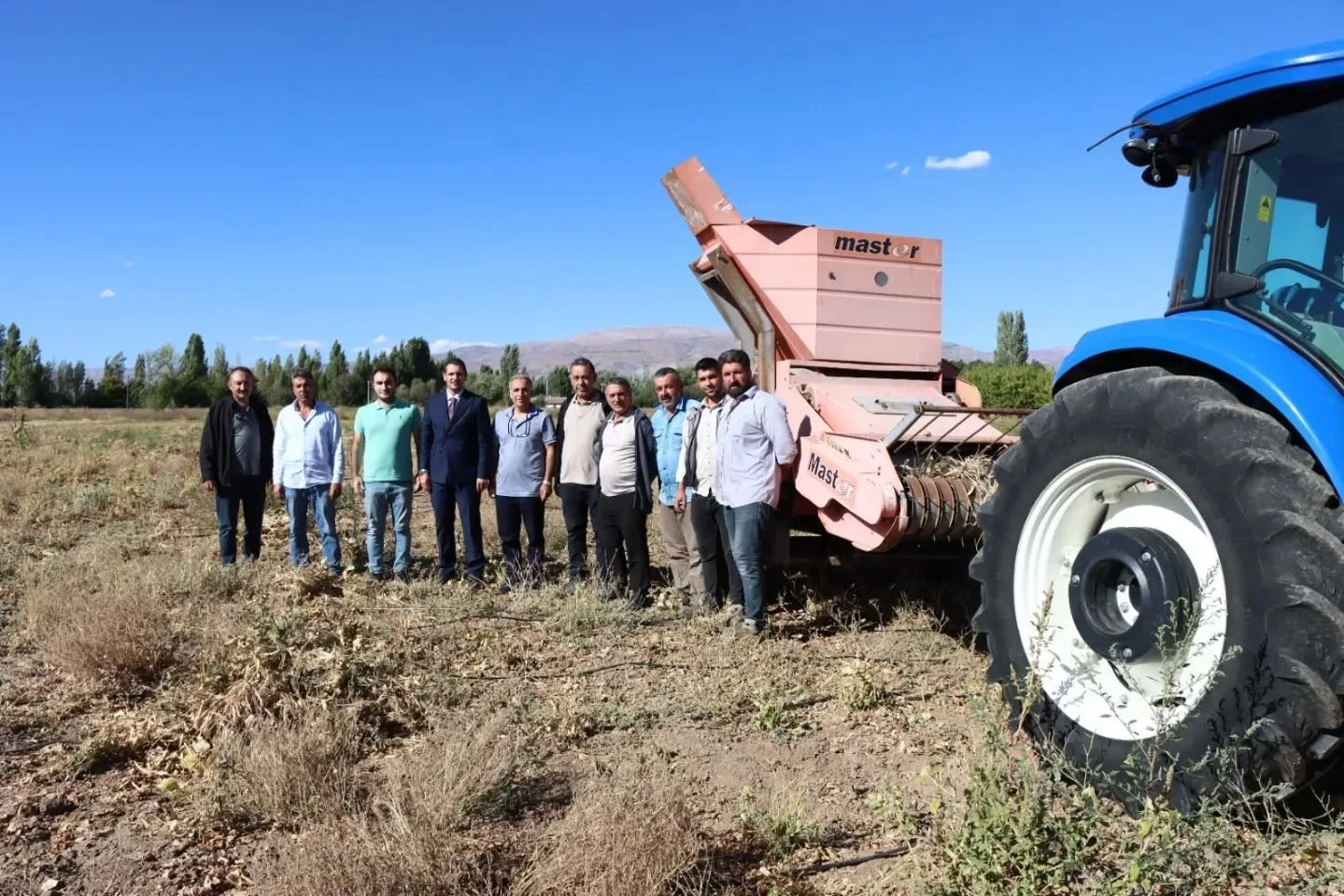 Erzincan Bahçe Kültürleri Araştırma Enstitüsü Müdürlüğü bünyesinde ekimi yapılan kuru