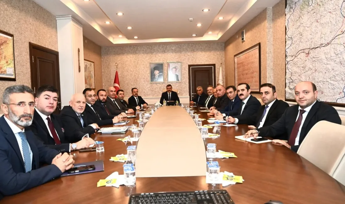 Erzurum’da “Model Fabrika” kurulumu hakkında kapsamlı değerlendirmeler yapıldığı toplantı Vali