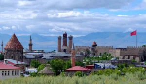 Osmanlı Devleti’nin doğu sınırlarını şekillendiren en önemli kararlardan biri olan