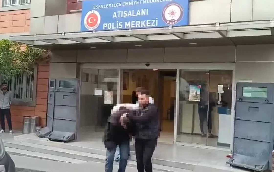 Esenler’de, polis uygulaması sırasında ekiplere tehditler savurarak mukavemette bulunan şahsın,