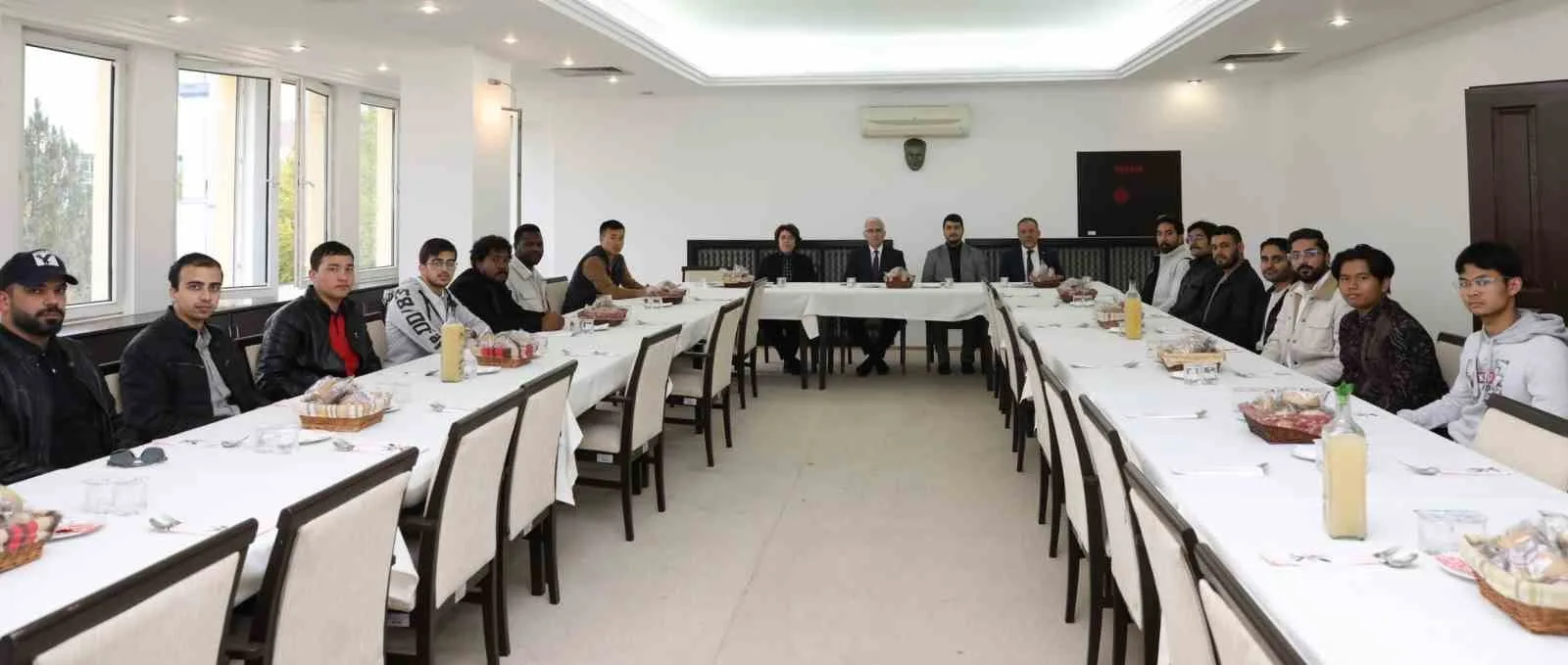 Eskişehir Osmangazi Üniversitesi (ESOGÜ) Yönetimi, ESOGÜ’deki çeşitli bölüm ve programlarda