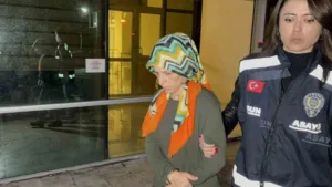Samsun’da bir kadın, evde doğurduğu bebeği çöpe attığı iddiasıyla gözaltına