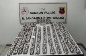 Samsun’da jandarma tarafının evinde yapılan aramada 3 bin 472 adet