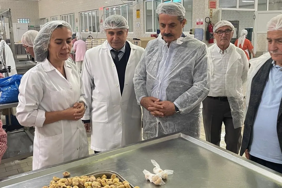 Eski Bakan ve Artvin Milletvekili Faruk Çelik, Bursa’nın köklü markalarından