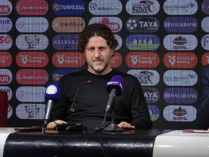 Trabzonspor Teknik Direktörü Fatih Tekke, Çaykur Rizespor maçının ardından yaptığı