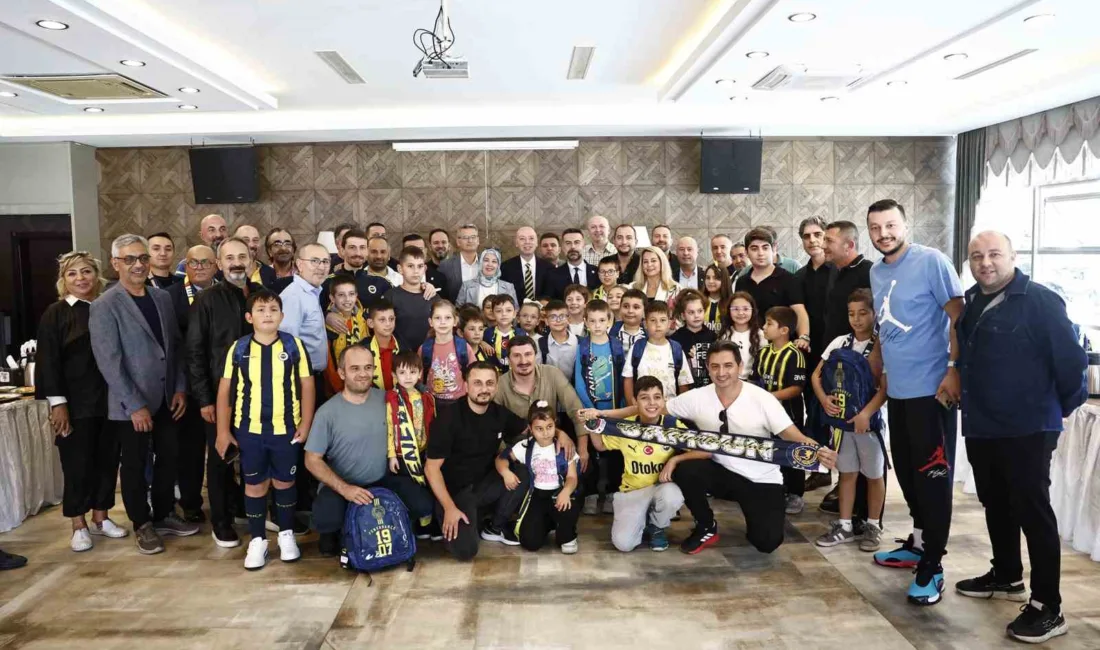 Fenerbahçe, ’Her Deplasman Bir Okul’ sloganıyla futbol takımının gittiği her