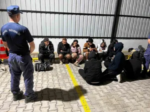 Muğla’nın Fethiye ilçesinde Sahil Güvenlik ve Jandarma ekipleri tarafından 3’ü
