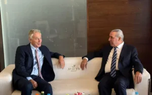 Filistin Devlet Başkanı Yardımcısı Hussein Al-Sheikh, İngiltere’nin eski Başbakanı Tony