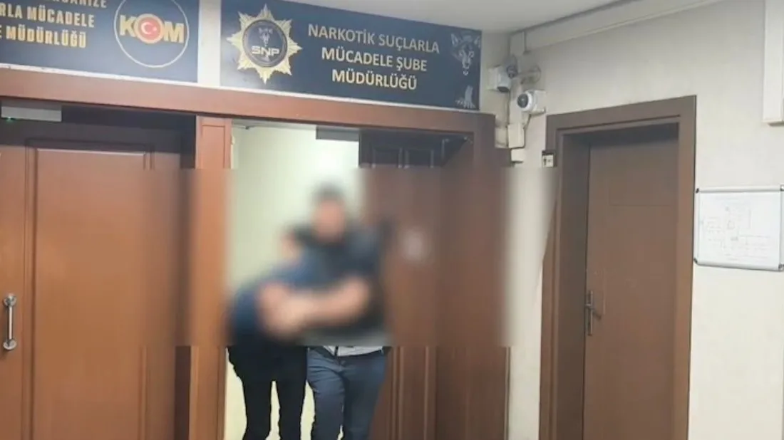 Sakarya’da hakkında kesinleşmiş hapis cezası bulunan şahıs, suç ortağıyla birlikte