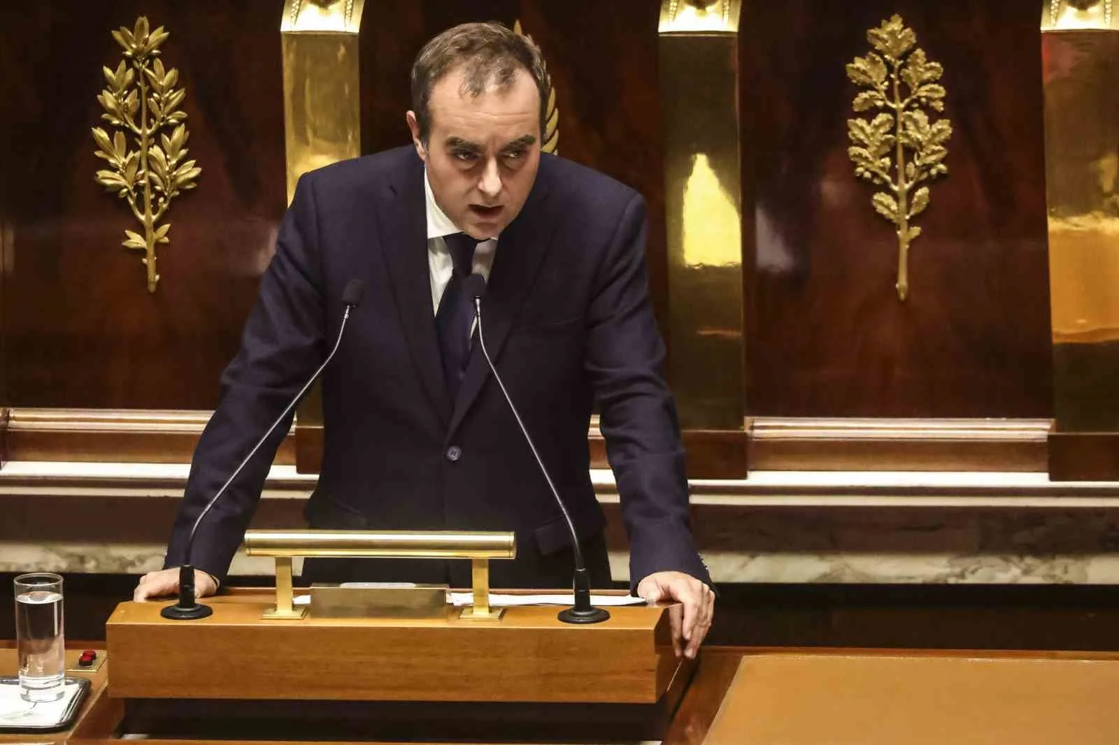 Fransa Başbakanı Sebastien Lecornu, Ulusal Meclis’te yaptığı konuşmada, tartışmalı emeklilik