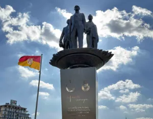 Galatasaray’ın RAMS Park’ta yaptığı Gazi Mustafa Kemal Atatürk, Tevfik Fikret