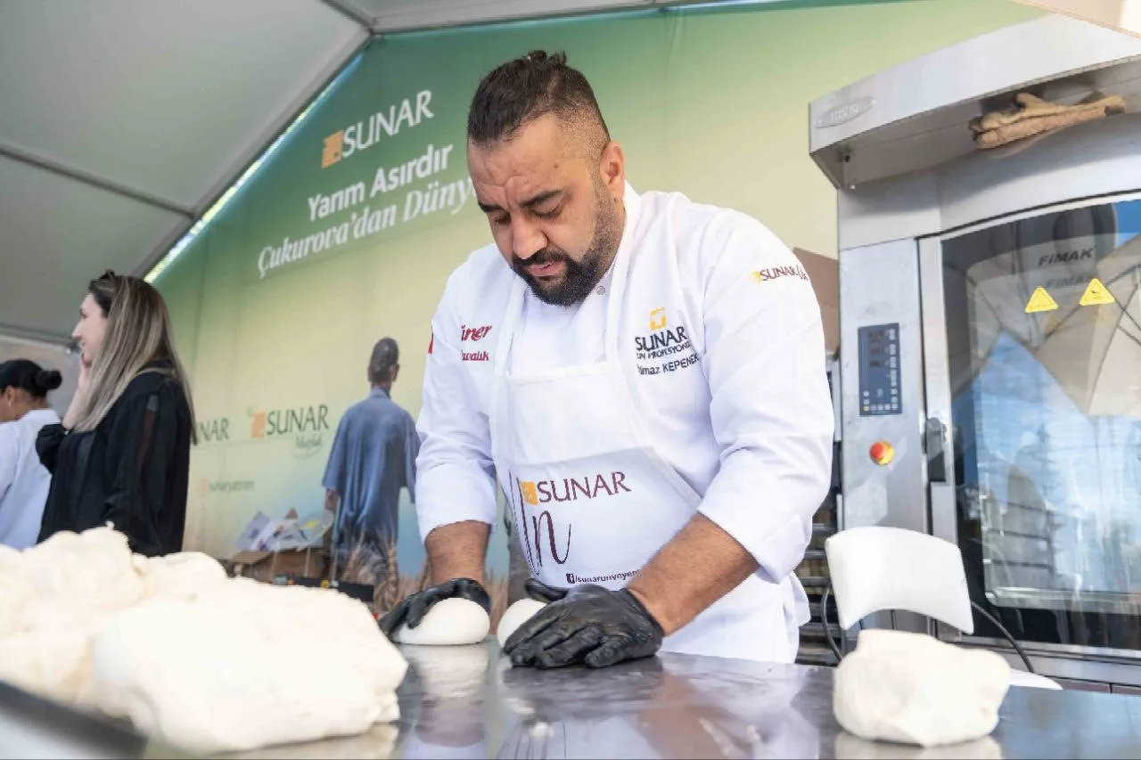 9. Uluslararası Adana Lezzet Festivali’nin ana destekçilerinden Sunar Yatırım’ın ’Sunar