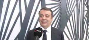 Uluslararası Karadeniz ve Hazar Havzası Ülkeleri Sempozyumu’nda konuşan İstanbul Gelişim
